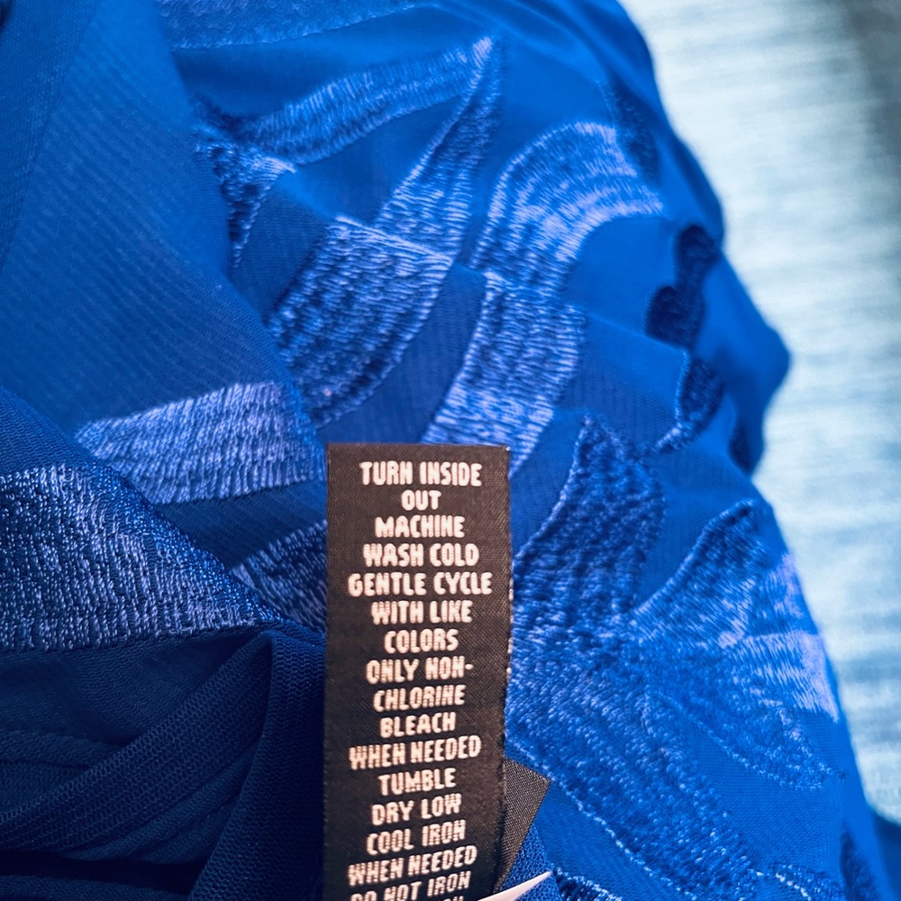 INC brilliant cobalt blue cap sleeve top NWT❣️ - Picture 6 of 9